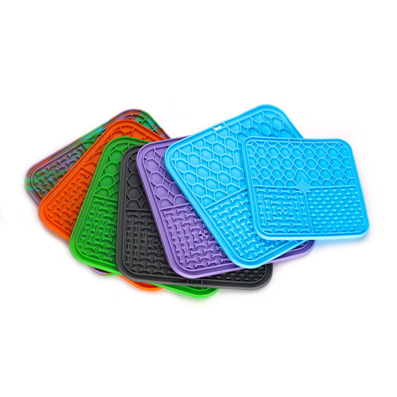 Dog Silicone Lick Mat Slow Feeder Bowl Non Slip Pet Feeding Bowl