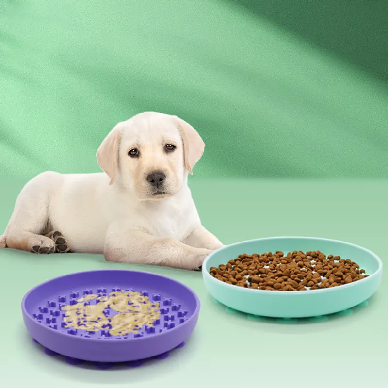 Slow Feeder Dog Bowl, Silicone Dog Food Bowl, Slow Eating Feeding Pet Food Dish for Medium Small Breed Dogs Puppy Cats