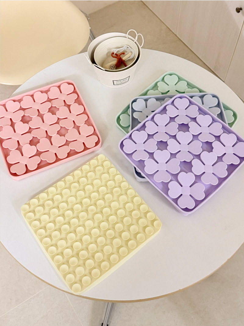 Pet slow-feeder smell mat 2