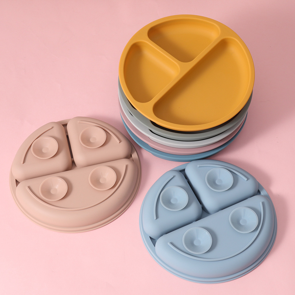 Factory Wholesale Food Grade Divided Suction Silicone Baby Plates Unbreakable Bpa Free Kids Dishes Baby Silicone Feeding Bowl