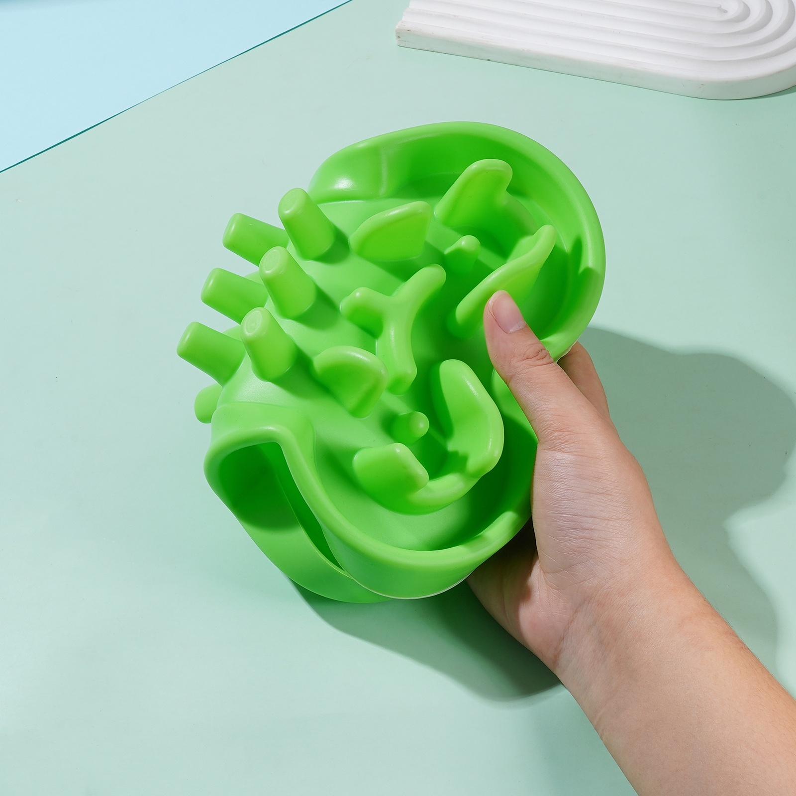 Hot Sale Custom Wholesale Silicone Slow Food Mat With Suction Cups Anti Choking Slow Food Pad Pet Dog Lick Mat Pet Bowl