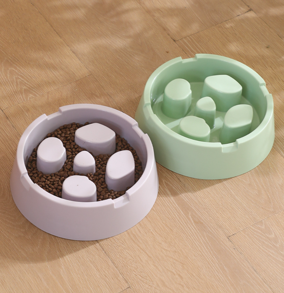 High Quality Anti-Choking Double-Decker Dog Bowl Automatic Pet Slow Food Feeder Rounded Silicone Design for Water Dry Plastic