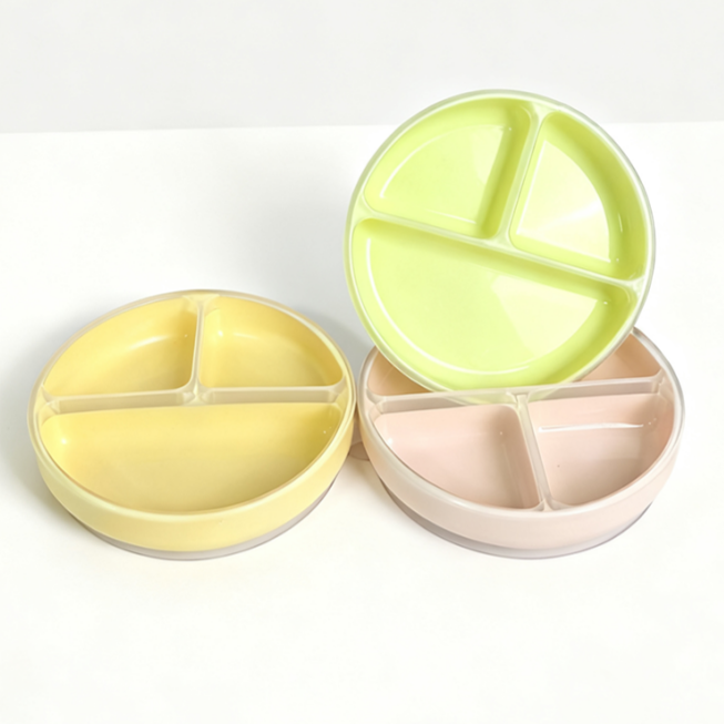 New Material Kids Feeding Set Liquid Silicone Suction Divided Plates Eco Friendly Bpa Free Baby Plate Silicone Plates