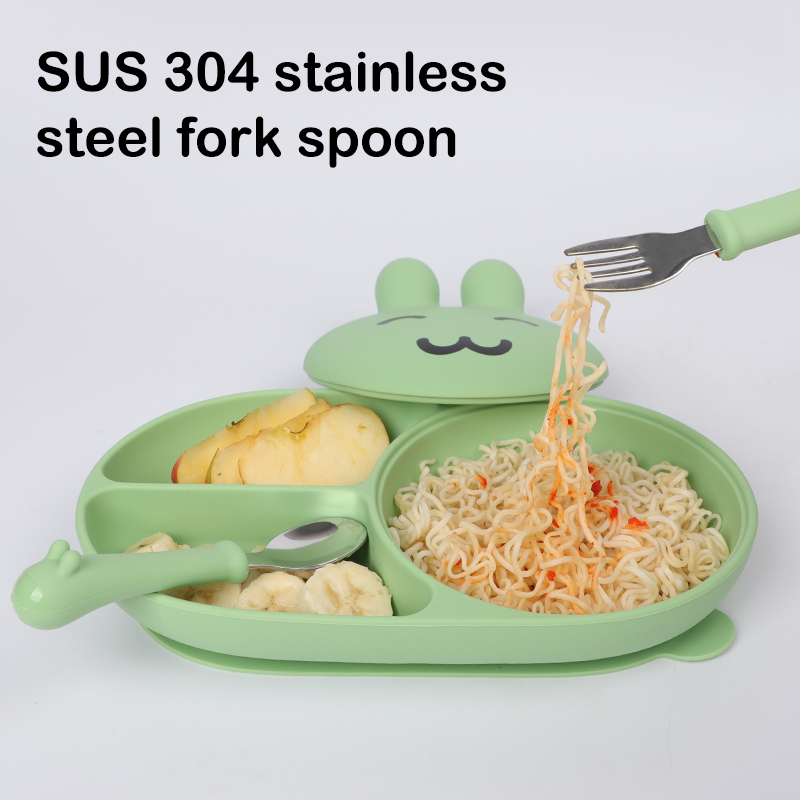 Customize Baby Feeding Set Divided Plates Bowl with Suction Silicone Baby Plates for Toddler Plato De Silicona Para Bebe