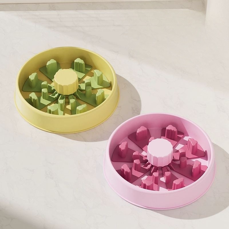 Adjustable 5-Level Difficulty Slow Feeder for Cats and Dogs with Safe and Smooth Surface