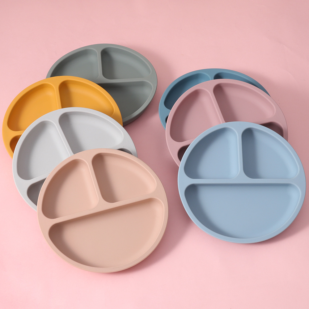 Factory Wholesale Food Grade Divided Suction Silicone Baby Plates Unbreakable Bpa Free Kids Dishes Baby Silicone Feeding Bowl