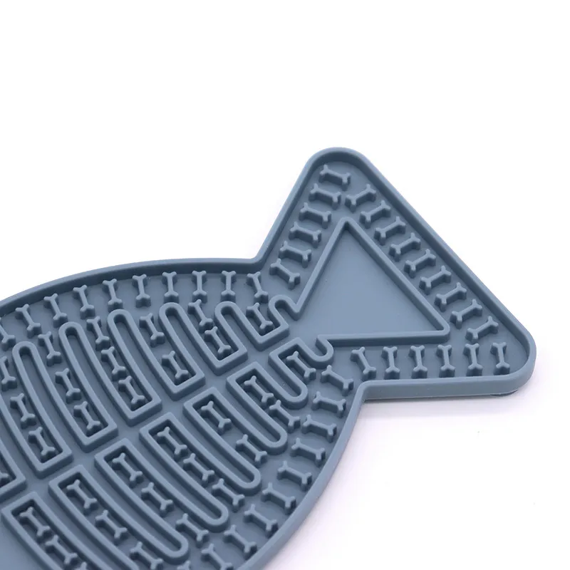 Dog Silicone Lick Mat Slow Feeder Bowl Non Slip Pet Feeding Bowl
