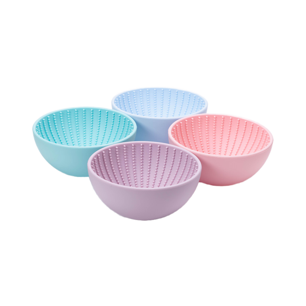Eco-Friendly Food-Grade Silicone Pet Bowl Portable Slow Food Feeders for Cats and Dogs Designed for Licking