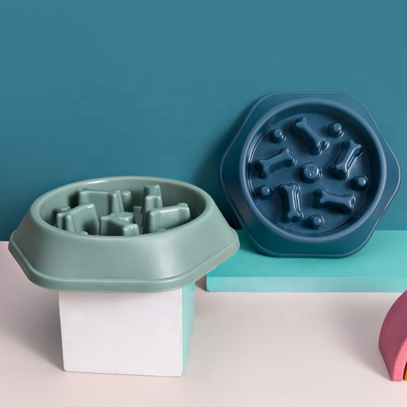 Plastic Maze Pet Slow Feeder Bowl for Dogs Cats Anti Choking Feeders Prevent Bloating Feeding Dog Pet Food Bowl