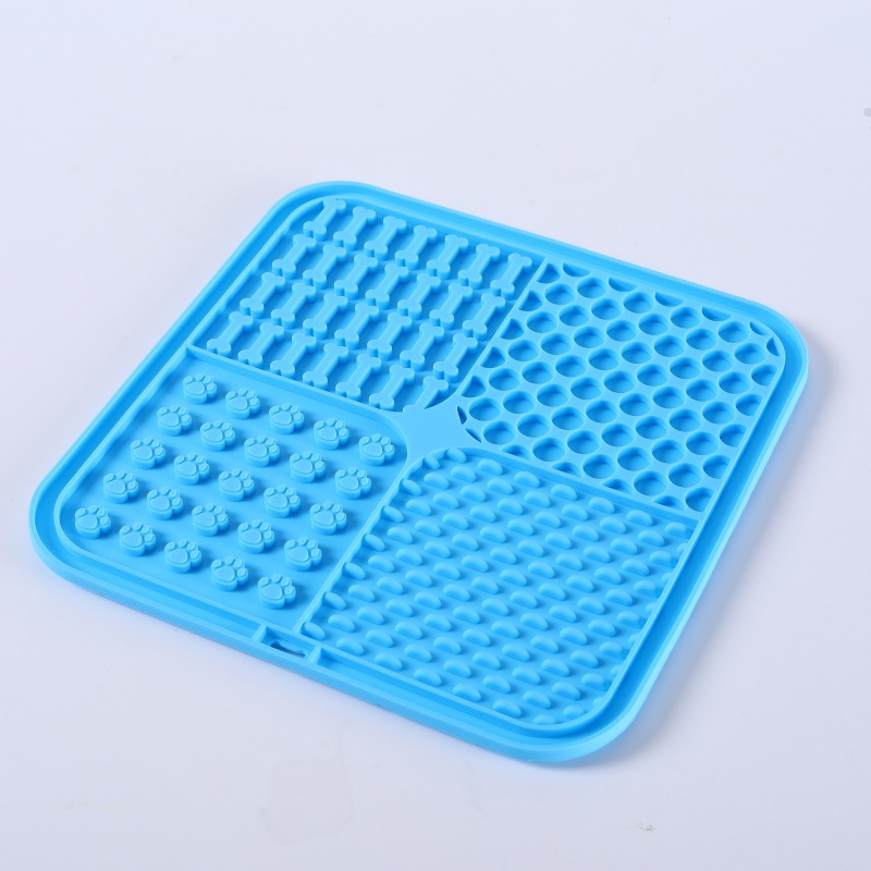Promotional Gifts New Pet Feeding Licking Pads Slow Food Licking Mats Dog Cat Honeycomb Lick Mat