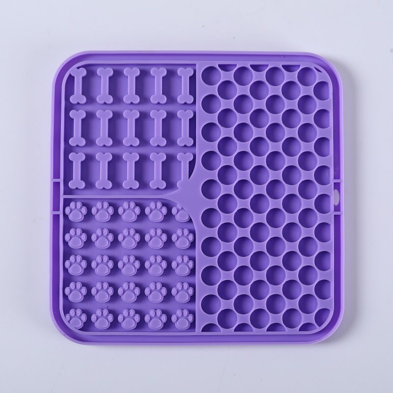 Promotional Gifts New Pet Feeding Licking Pads Slow Food Licking Mats Dog Cat Honeycomb Lick Mat
