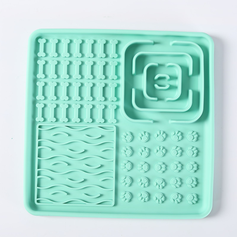 Durable Anti Gulping Dog Bowl Slow Feeder With Sucker Non Toxic Bpa Free for Small Medium Large Breed Puppy Maze Puzzle