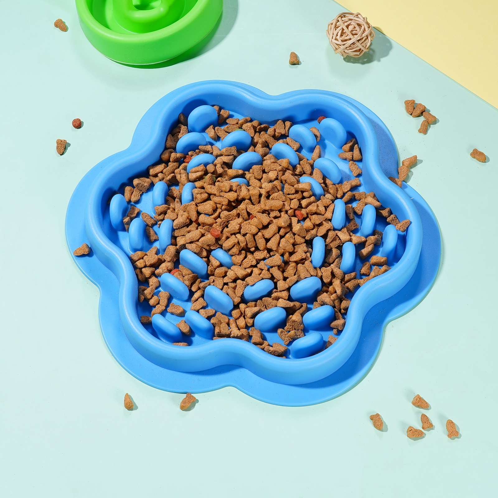 Hot Sale Custom Wholesale Silicone Slow Food Mat With Suction Cups Anti Choking Slow Food Pad Pet Dog Lick Mat Pet Bowl