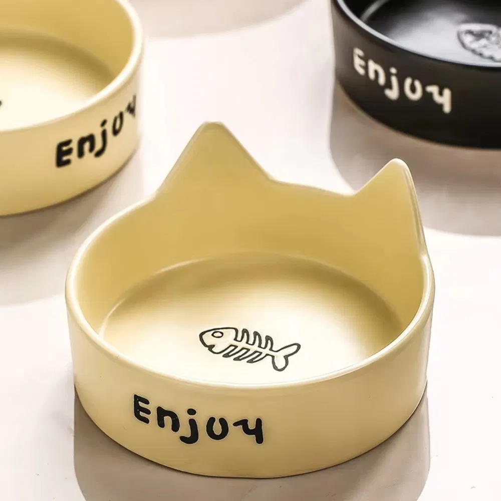 2025 Wholesale Luxury Pet Slow Seeder No Slip Cat Dog Licking Mat Ceramic Pet Feeder Bowl Mat Healthy Eating Diet Dog Plate