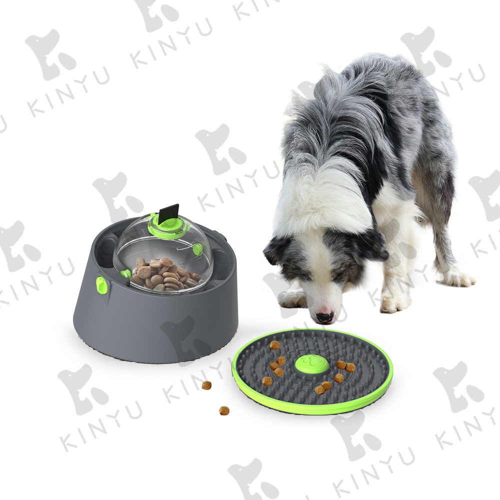KINYU 2022 Eco-Friendly Plastic Multifunction Slow Feeding Dog Cage Lick Mat Crate Training Pad Dispenser Ball Portable Solid