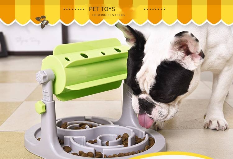 Pet feeder detail 1