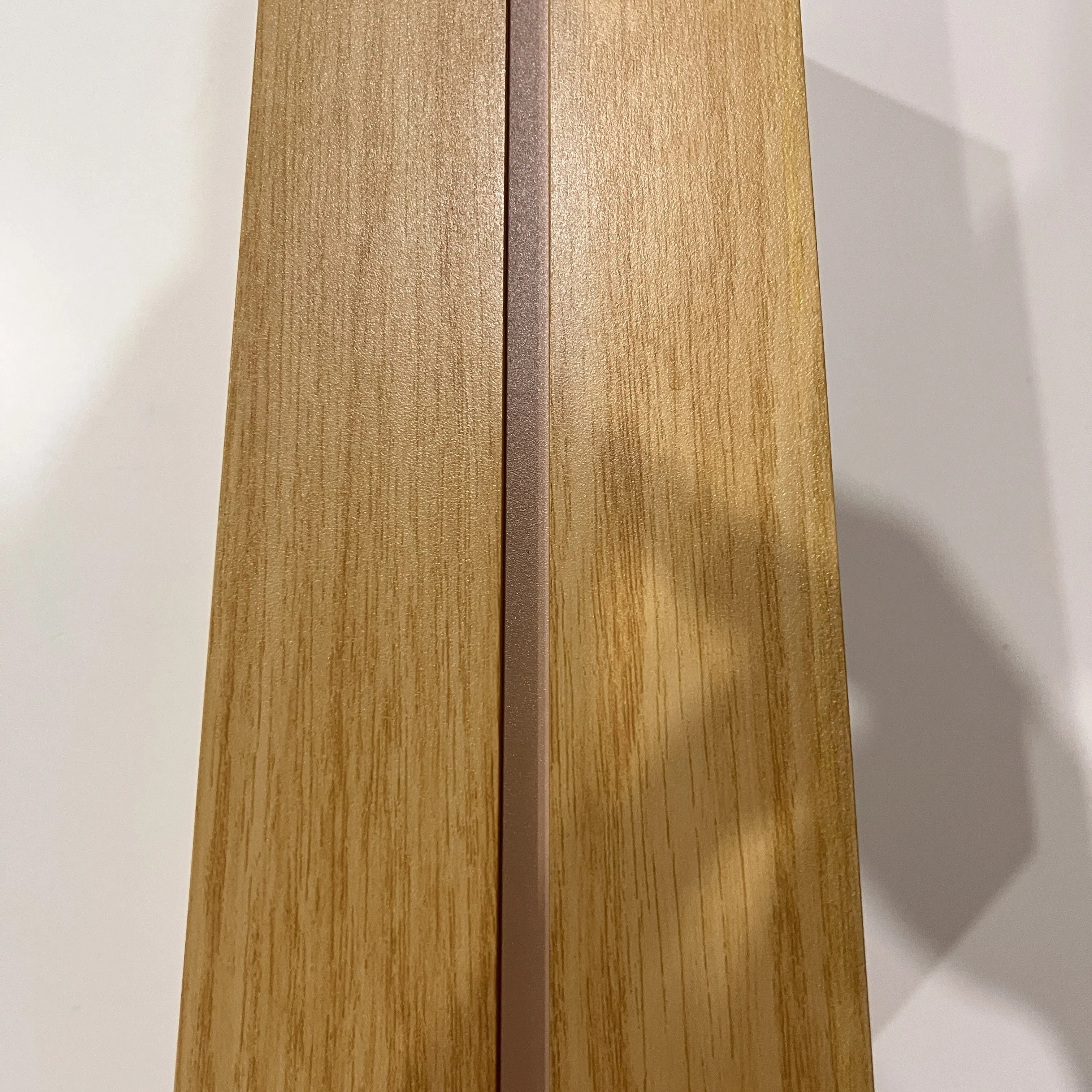 100X100mm Extruded Aluminum Baffle and Timber Look Alike Finish