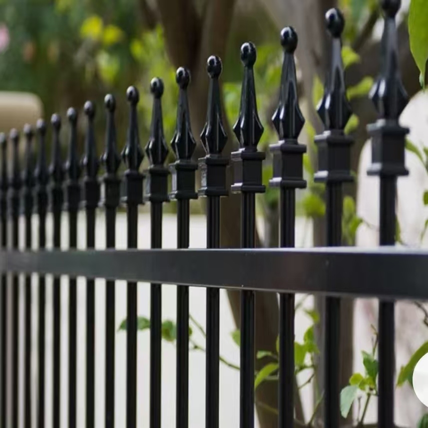 Modern aluminum railing system for balconies, gardens and courtyards