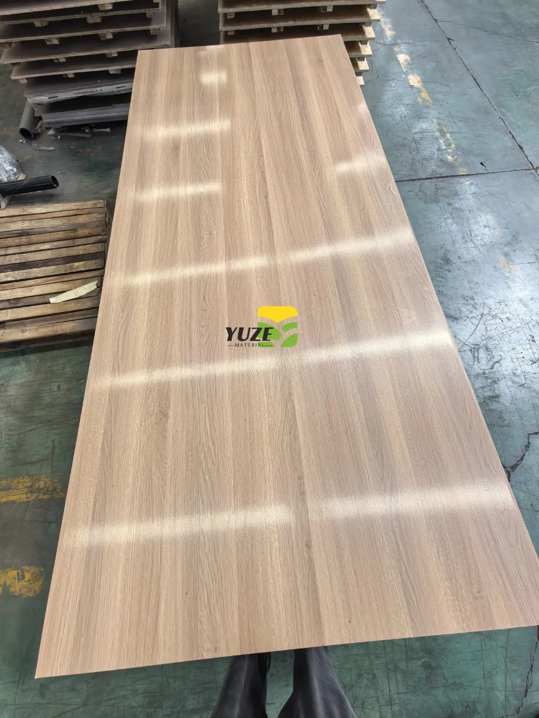 Bamboo Charcoal Wood Veneer Featuring Natural Style Finish