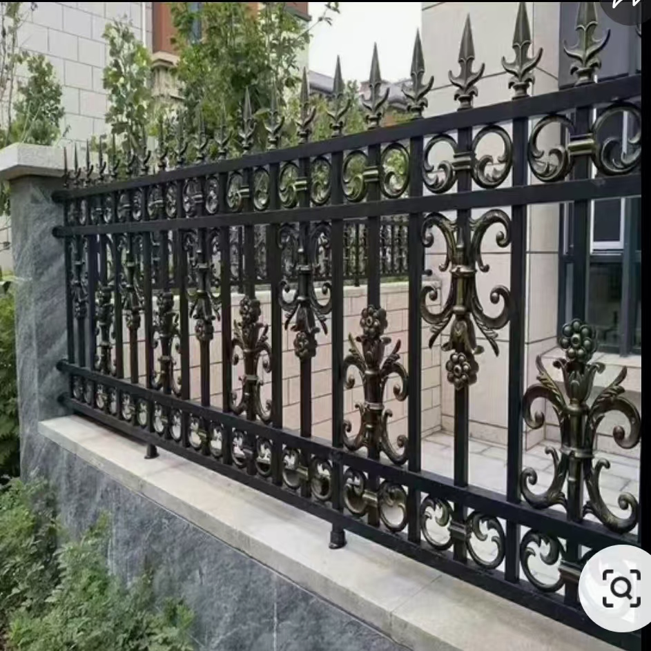 Modern aluminum railing system for balconies, gardens and courtyards