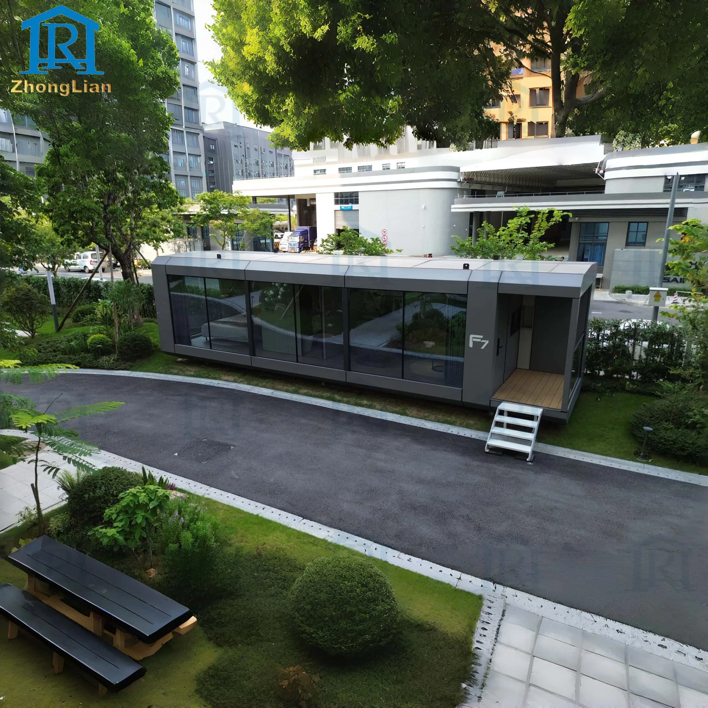 Modern Modular Prefabricated Space Capsule Mobile Living Solutions