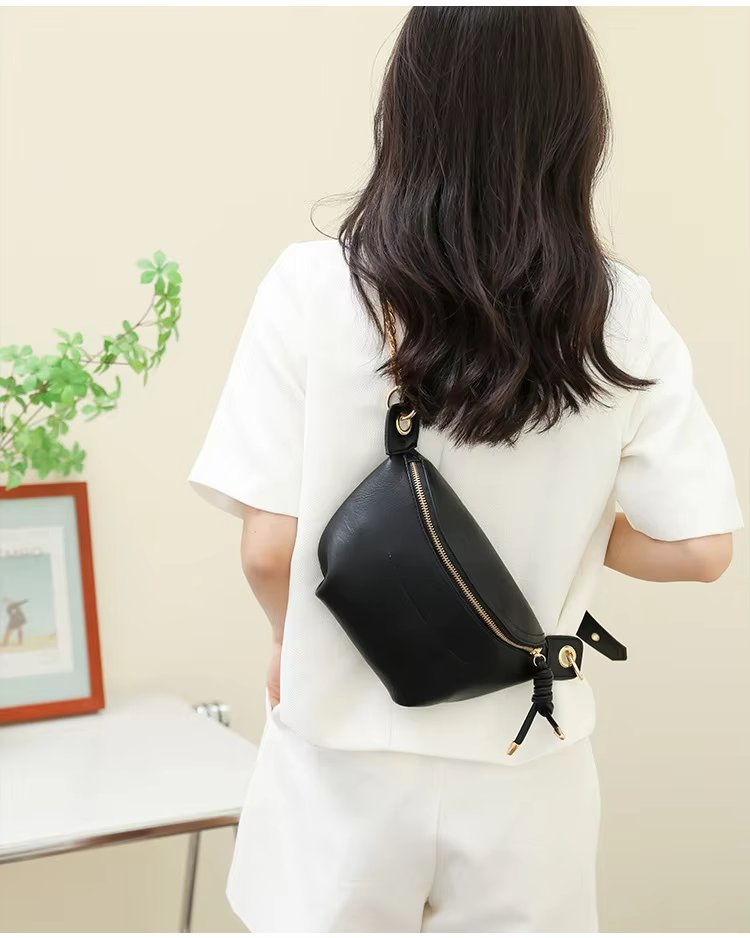 Wholesale Women's Fashion Faux Leather Waist Bag Brown Chain Adjustable Strap Stylish Bum Bag for Daily Use European American Retro Style Zipper Closure