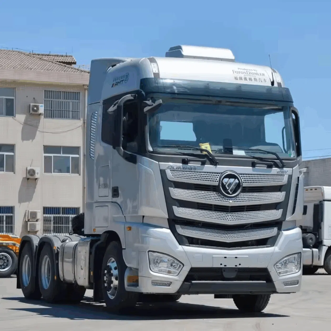 Used Tractor Head Featuring Modern Styling and Updated Interior Design Elements