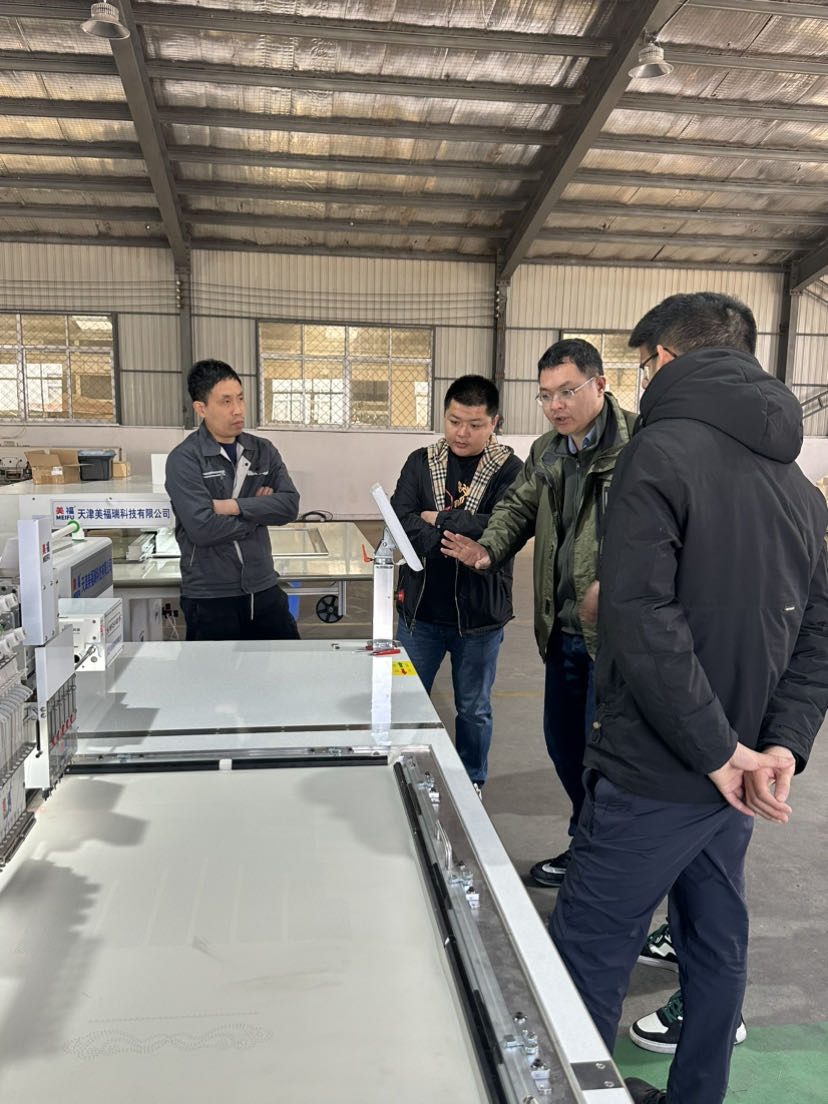 High Speed Computerized Punching Machine for Leather Car Upholstery 1200-800