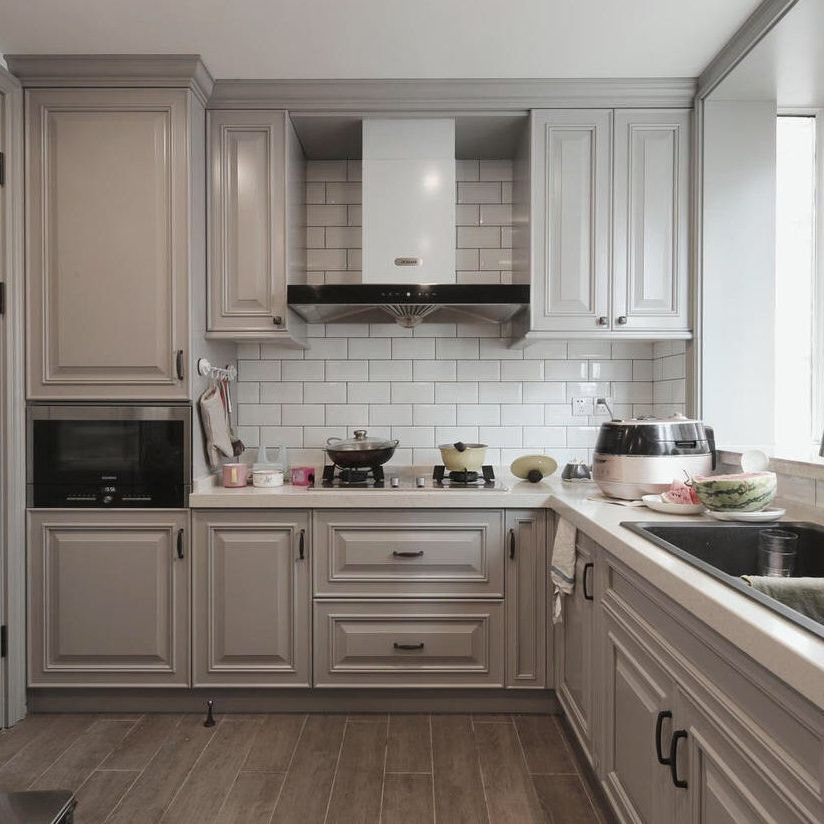 Custom Modern High Gloss Lacquer Modular with Island Solid Wood Complete Design Outdoor Storage PVC Green Ready to Assemble Small Wooden Cabinet