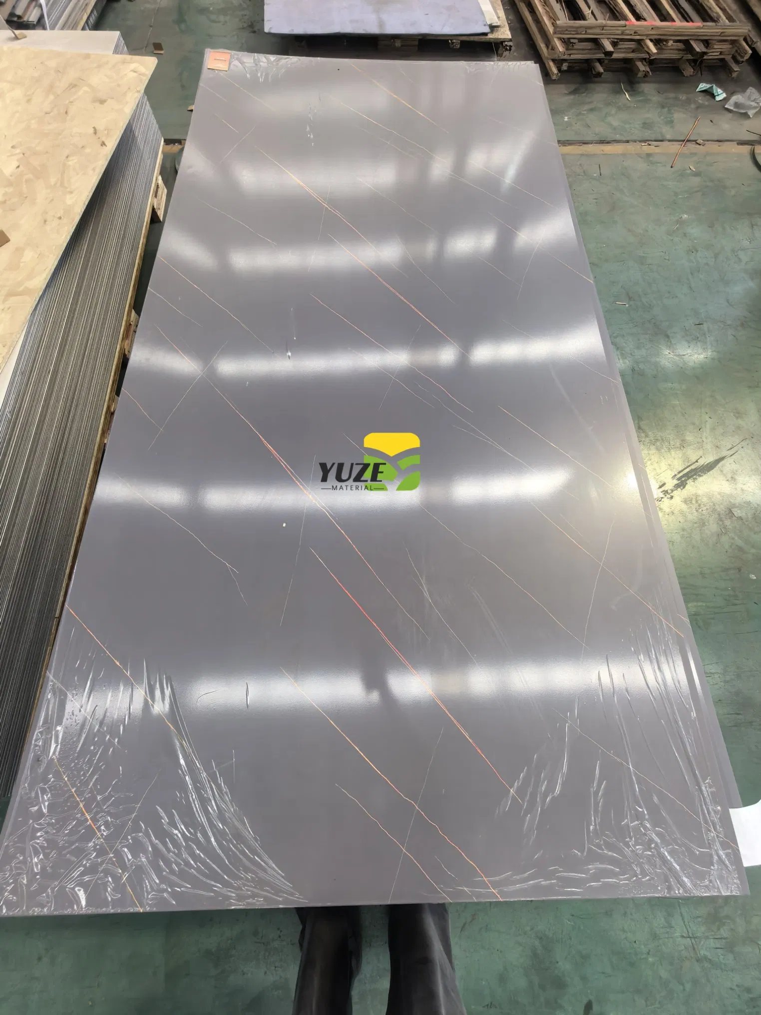 Bamboo Charcoal Wood Veneer Featuring Natural Style Finish