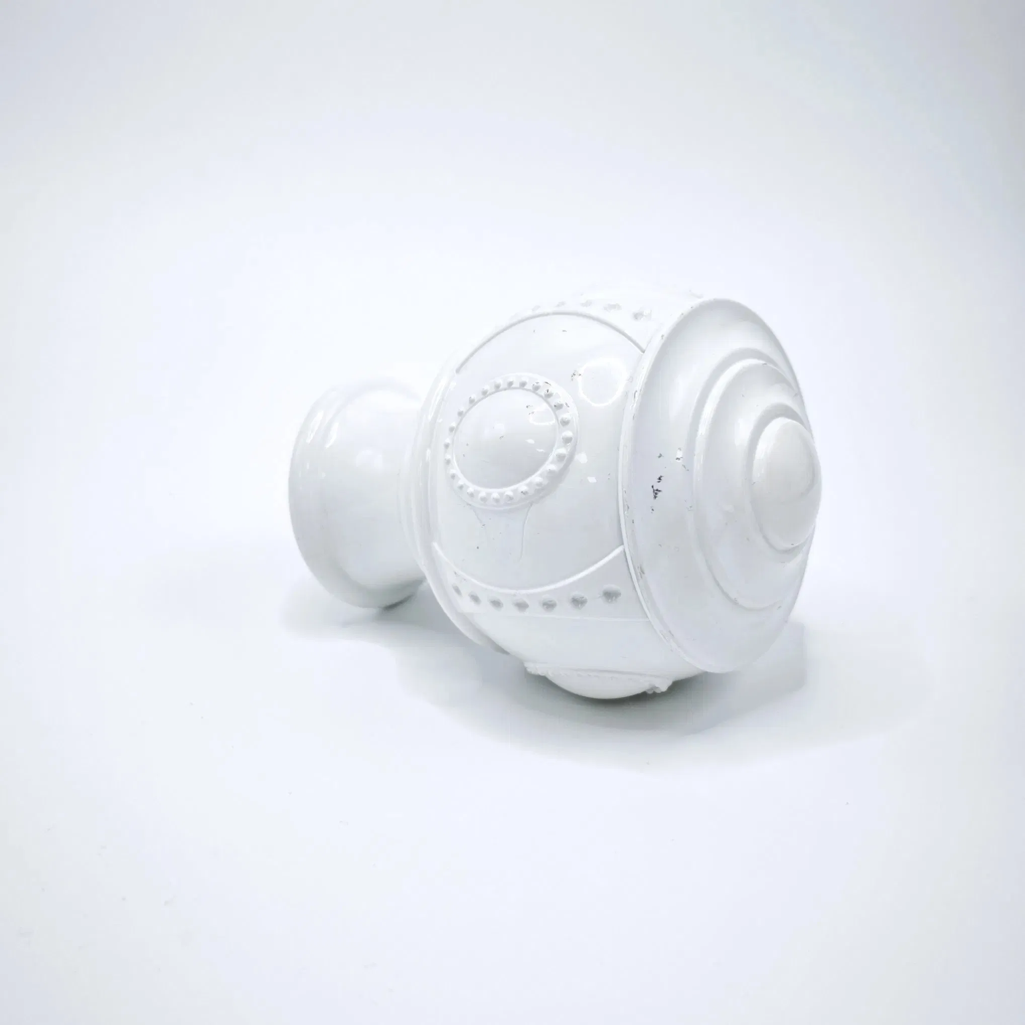 Premium European Style Eaves Plastic Decorative Home Accessories