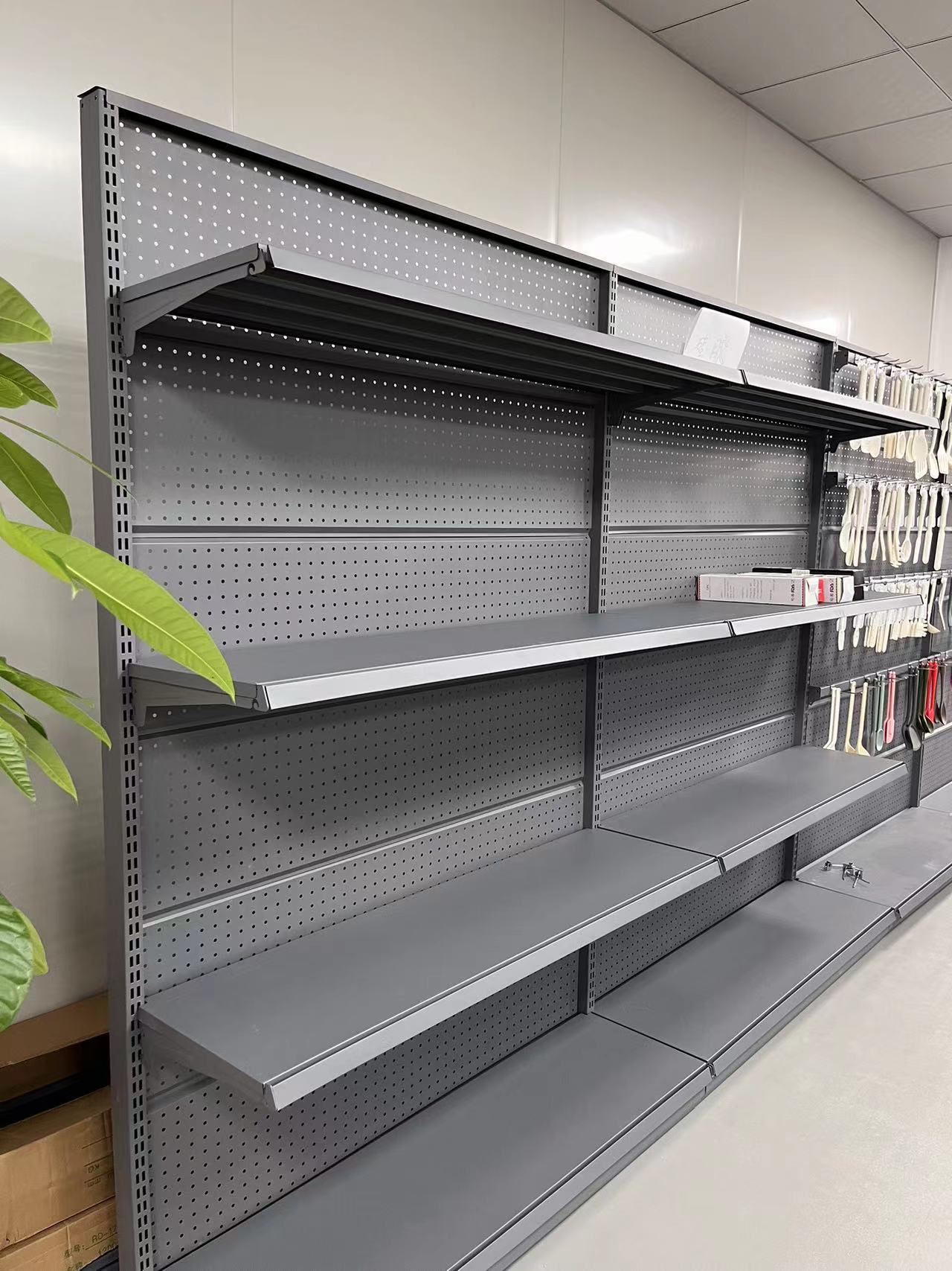 Heavy Duty Double-Sided Snack Shop Shelves Perforated Supermarket Display Rack Metallic Material