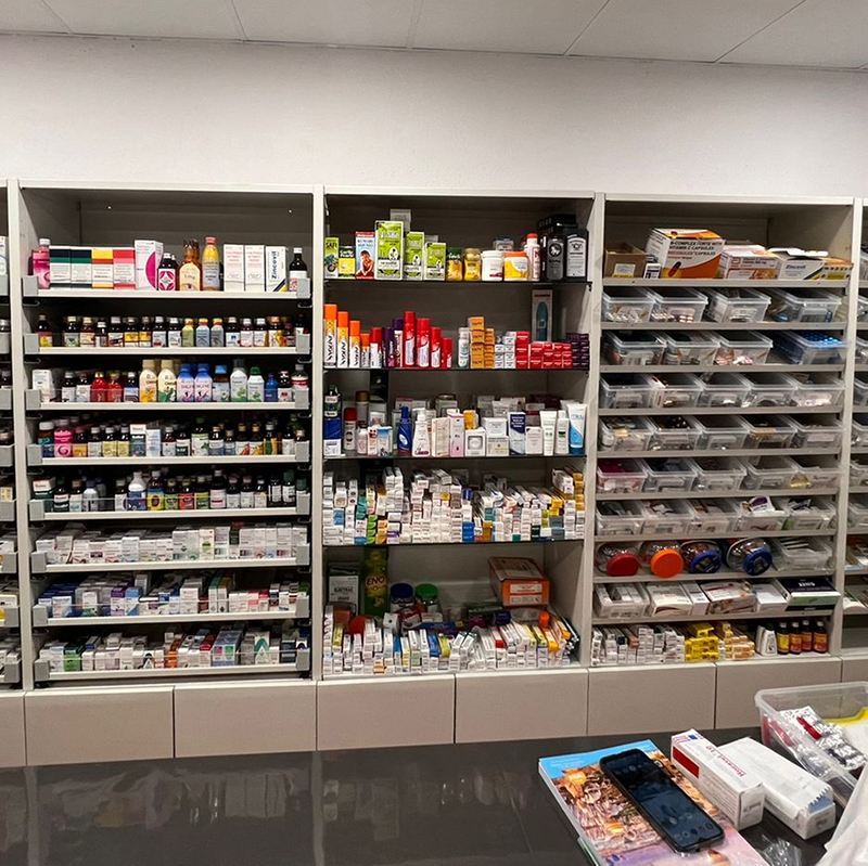 Door Endoscope Pallet Pharmacy Shop Interor Decoration Drawer Counter Design Wall Mounted Medical Store  Metallic