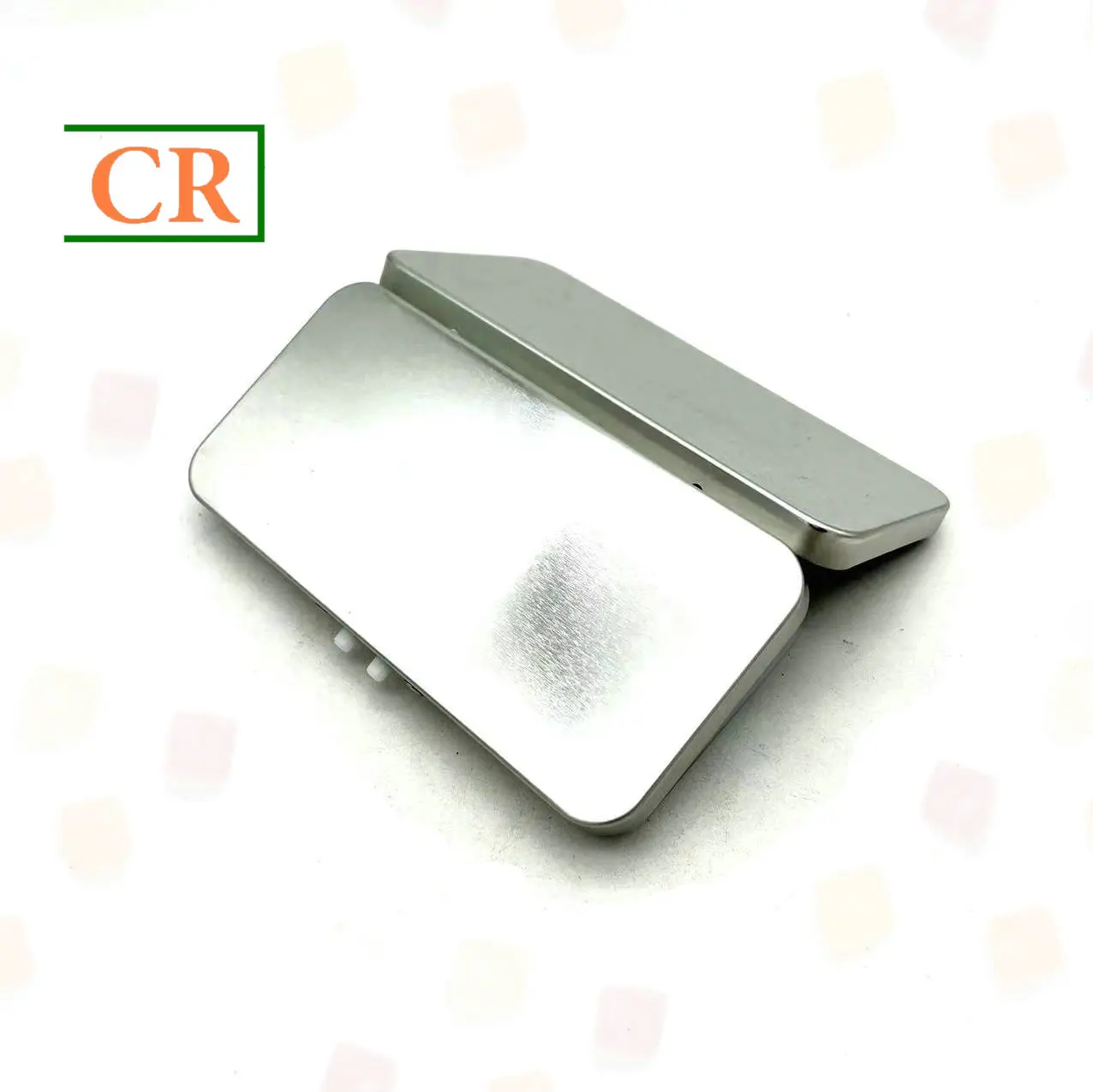 large-child-resistant-tin-box-with-lock-6