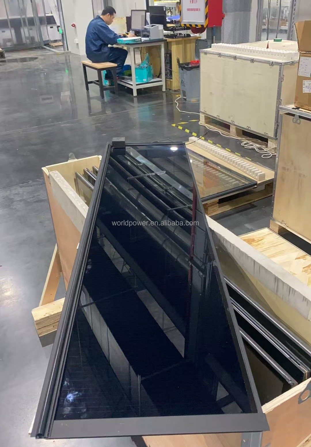 Factory Price HBC PERC Solar Panels 50W 100W 150W Black Thin Film Cdte PV Tile Customized/OEM Photovoltaic Panel