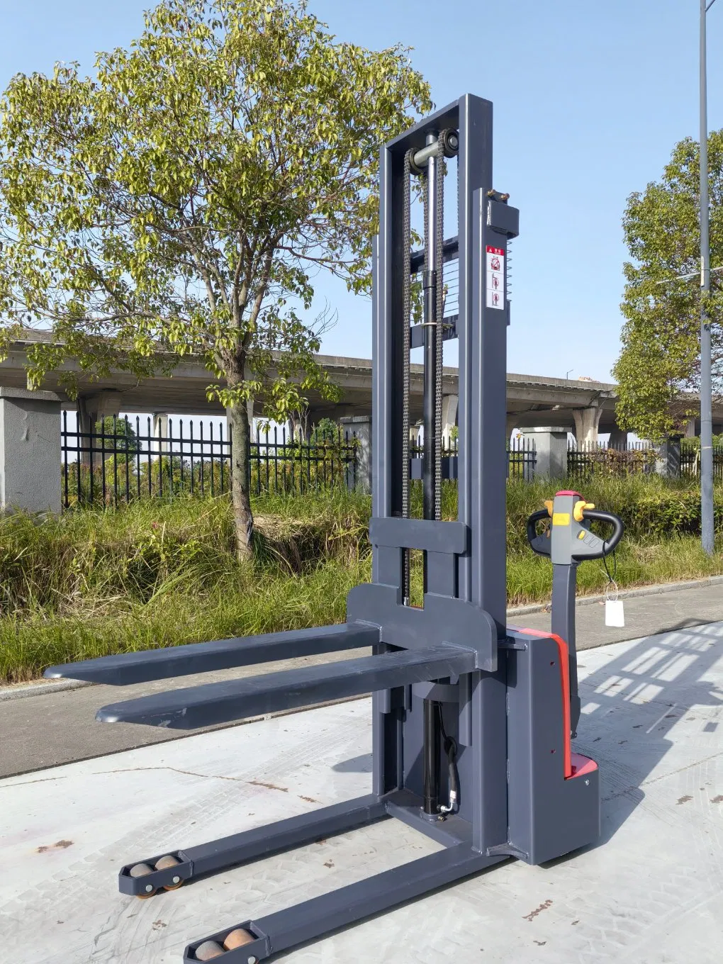 Microlift Lead-Acid Electric Stacker 1500kg High-Performance Pedestrian Fork-Over Type