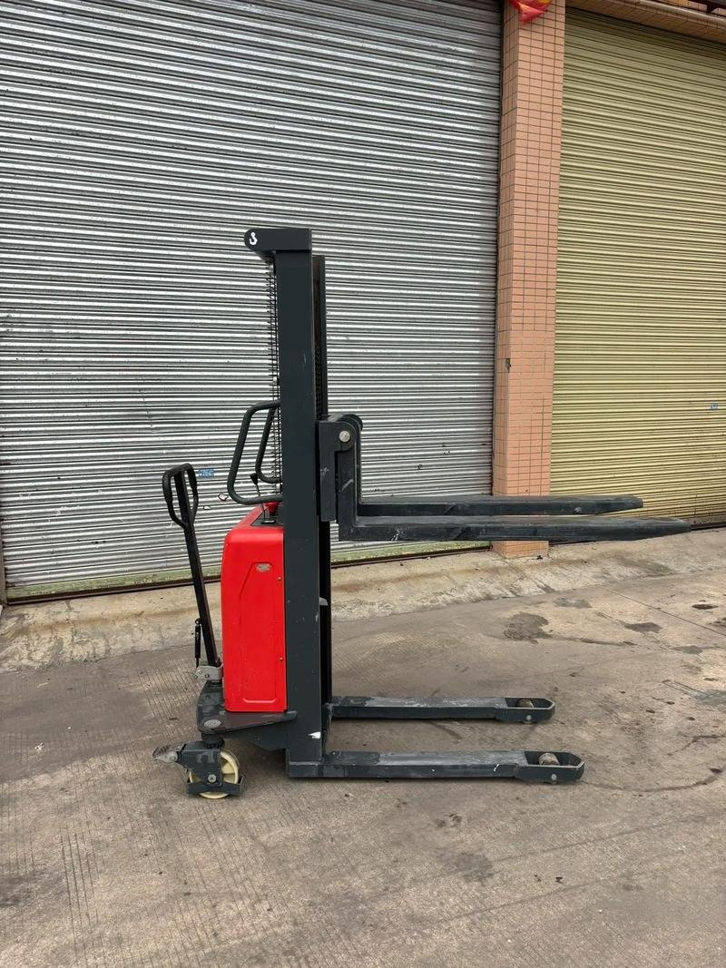 Semi-Electric Stacker Material Handling Lifting Tools Lifting Equipment Construction Machinery