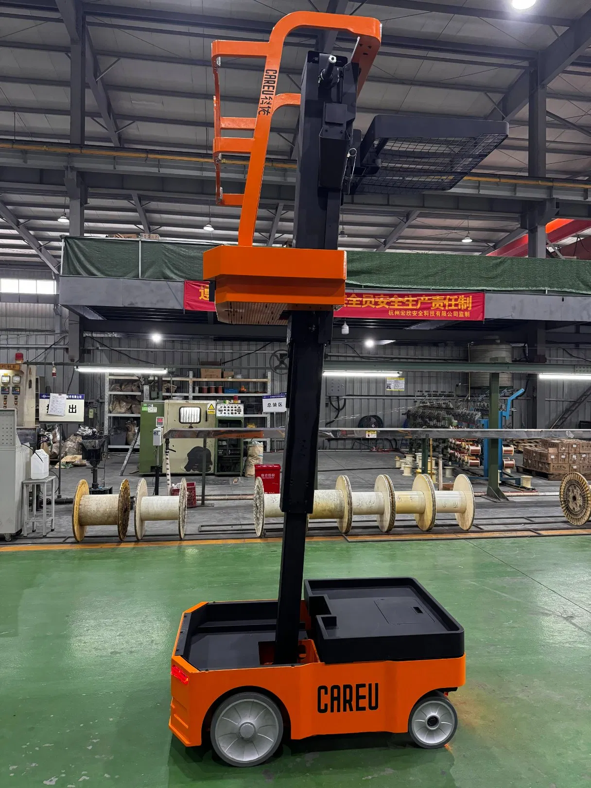 Excellent Quality Efficient Flexible Order Picker Machine for Warehouse Use