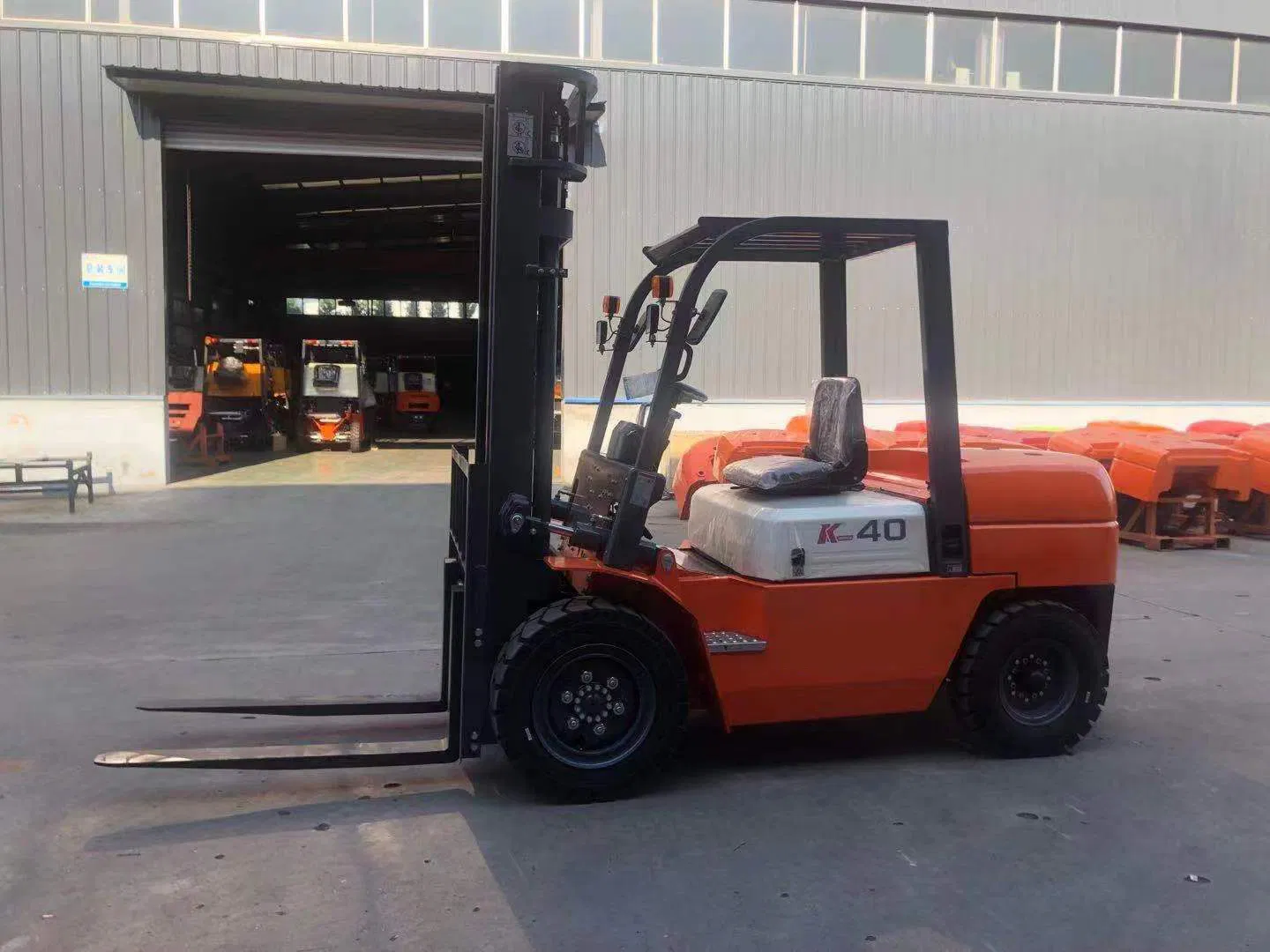OEM ODM Material Handling Equipment 2.5 Ton Diesel Forklift Truck and Tractor Models Diesel Power Options with Stacker Pallet Truck Forklift
