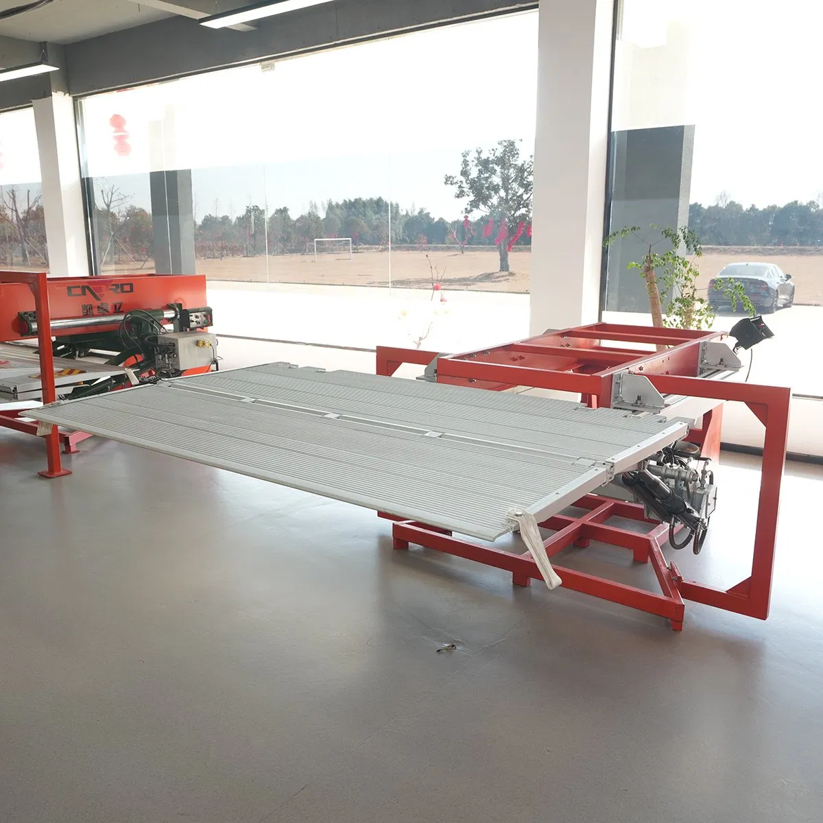 Lightweight Construction Tuckaway Electric Folding Premium Steel Truck Unloading Tail Gate Lift