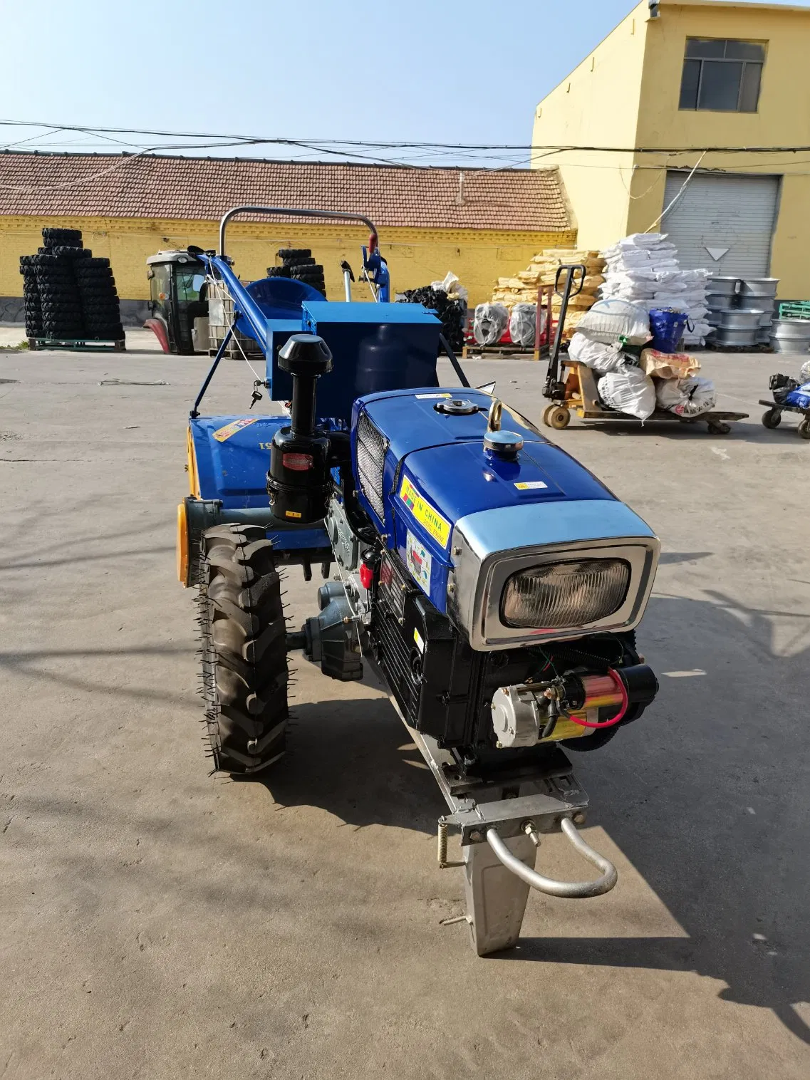 Factory Price 1500kg Farm Tractor Electric Mini Walking Tow Tractor