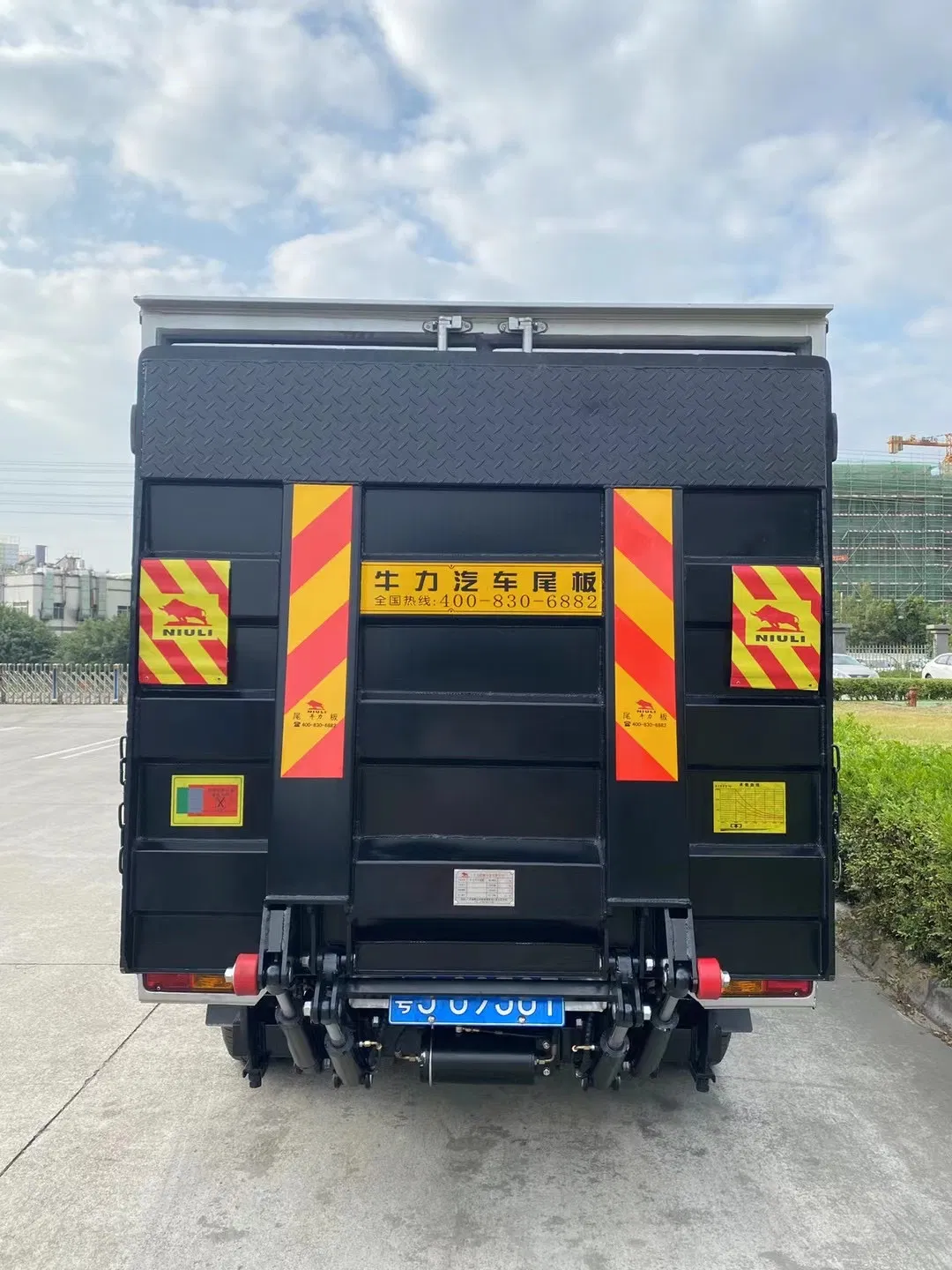 Niuli Best Brand Strong Performance Hydraulic Tailgate Tail Lift