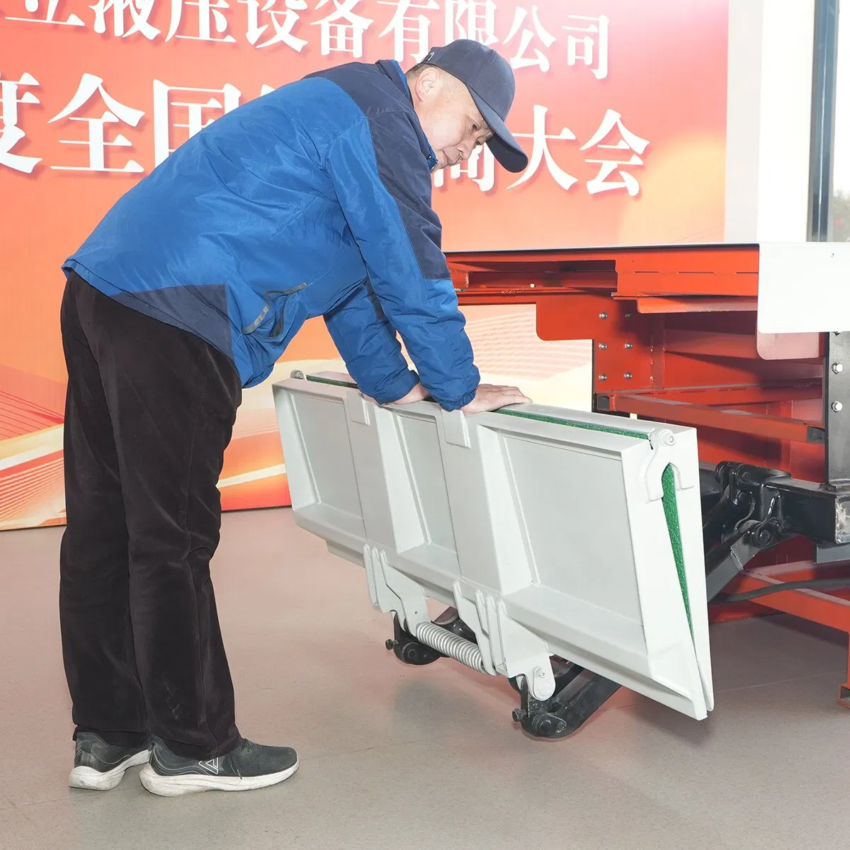 Quick-Release Latches PVC High Load Capacity Folding Premium Steel Truck Unloading Tail Gate Lift