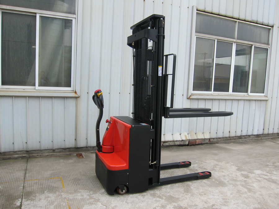 1.5 Ton Es15 Pedestrian Electric Stacker