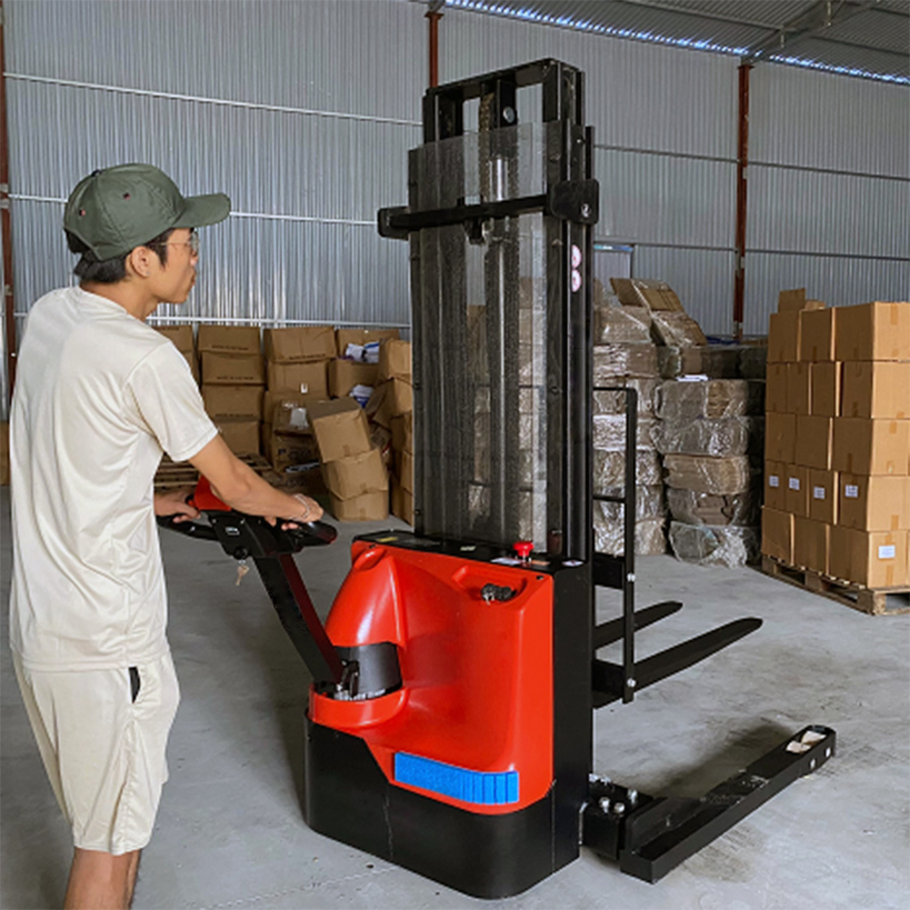 Heavy-Duty 1.5 Ton Electric Manual Walkie Pallet Stacker with Straddle Legs