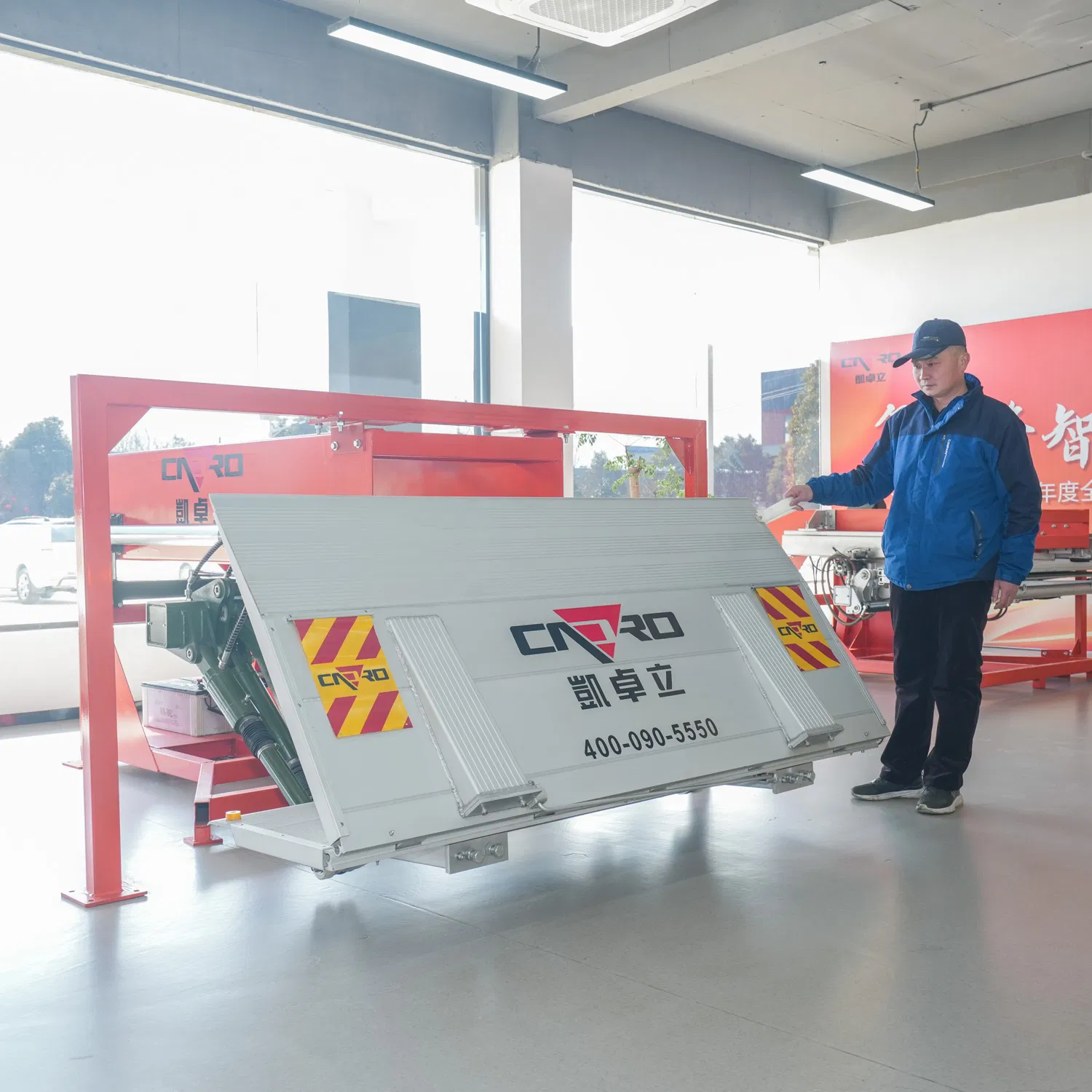 Cadro High Quality Beauway Aluminum Truck Tailgate 1.5ton 2.0ton with Wireless Remote Control