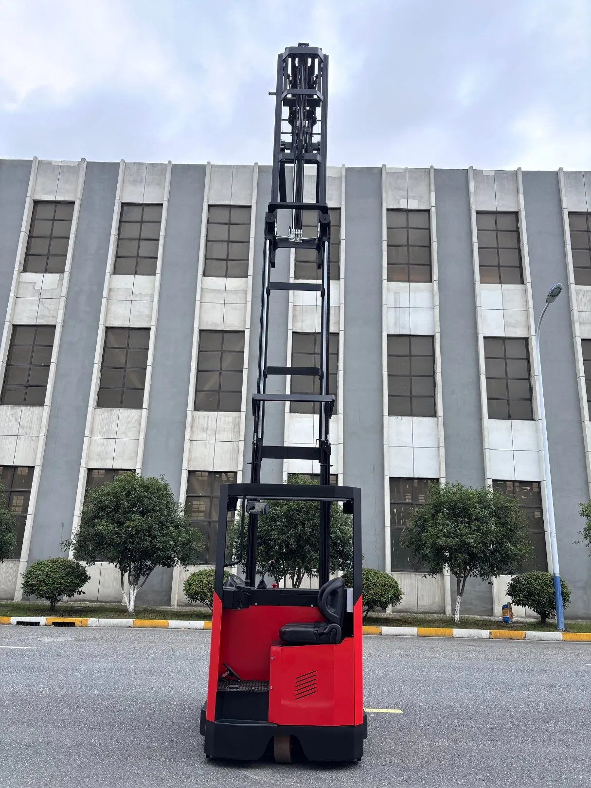 1000kg 1500kg 5 6 7 8 9 10 11 Meter Very Narrow Aisle Forklift Reach Truck Stackers