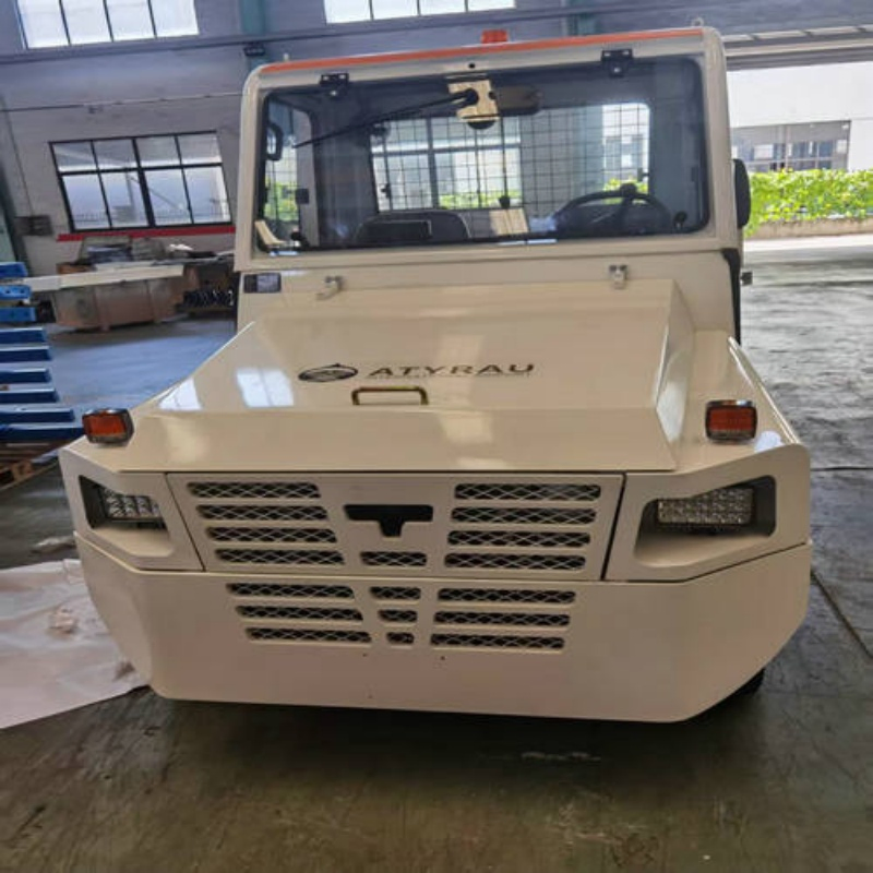 Electric Airport Baggage Towing Tractor Airport Ground Equipment Diesel Tow Tug