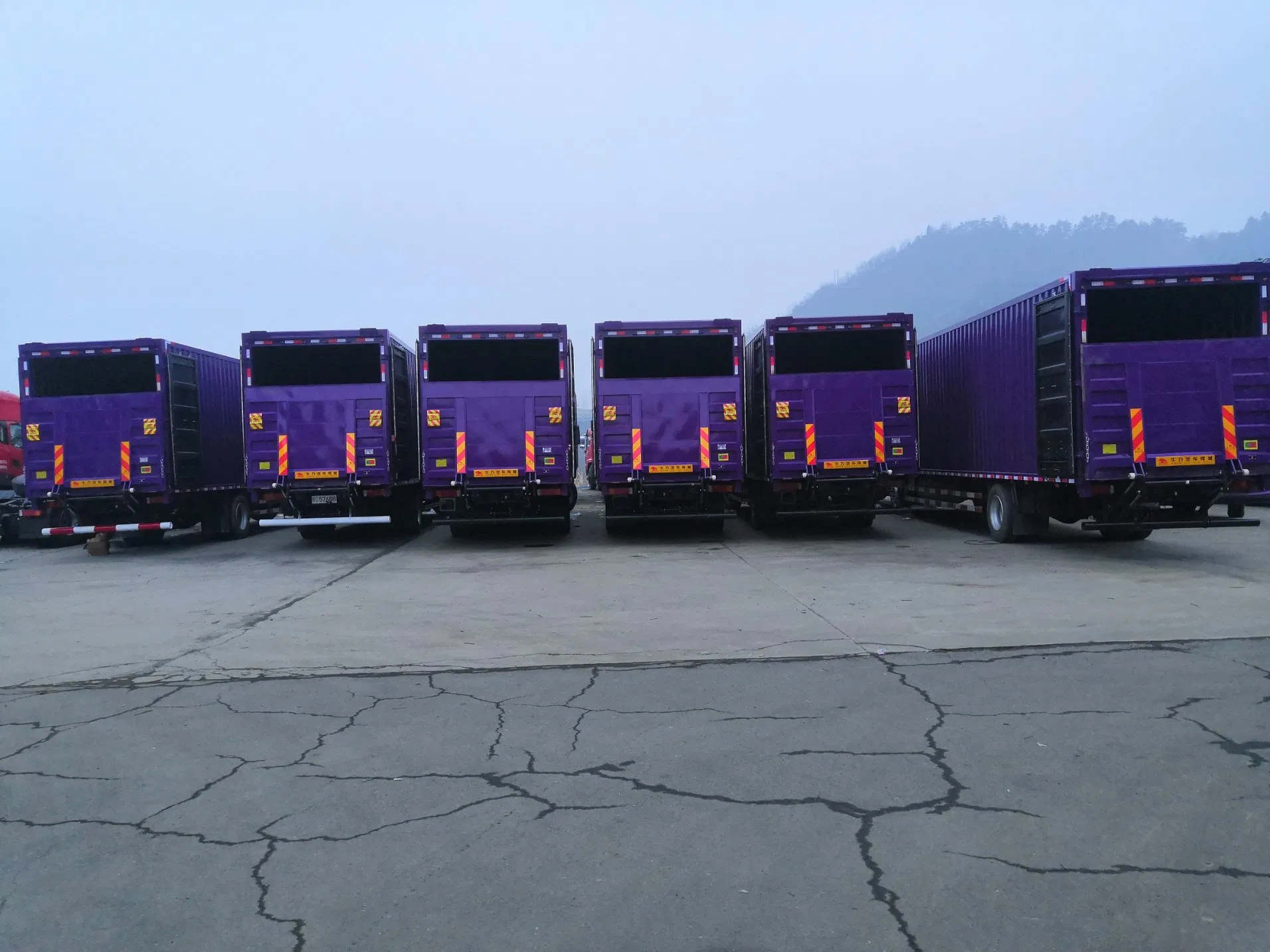 Niuli Tail Lift Vehicle Lift: Reliable, Efficient, and Certified