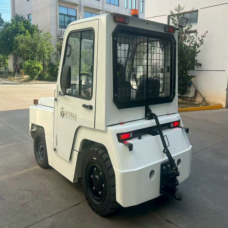 Electric Airport Baggage Towing Tractor Airport Ground Equipment Diesel Tow Tug